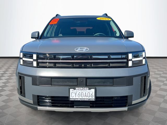 Used 2025 Hyundai Santa Fe Limited image 2