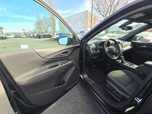 Used 2022 Chevrolet Equinox RS w/ Infotainment Package AWD/4WD image 24