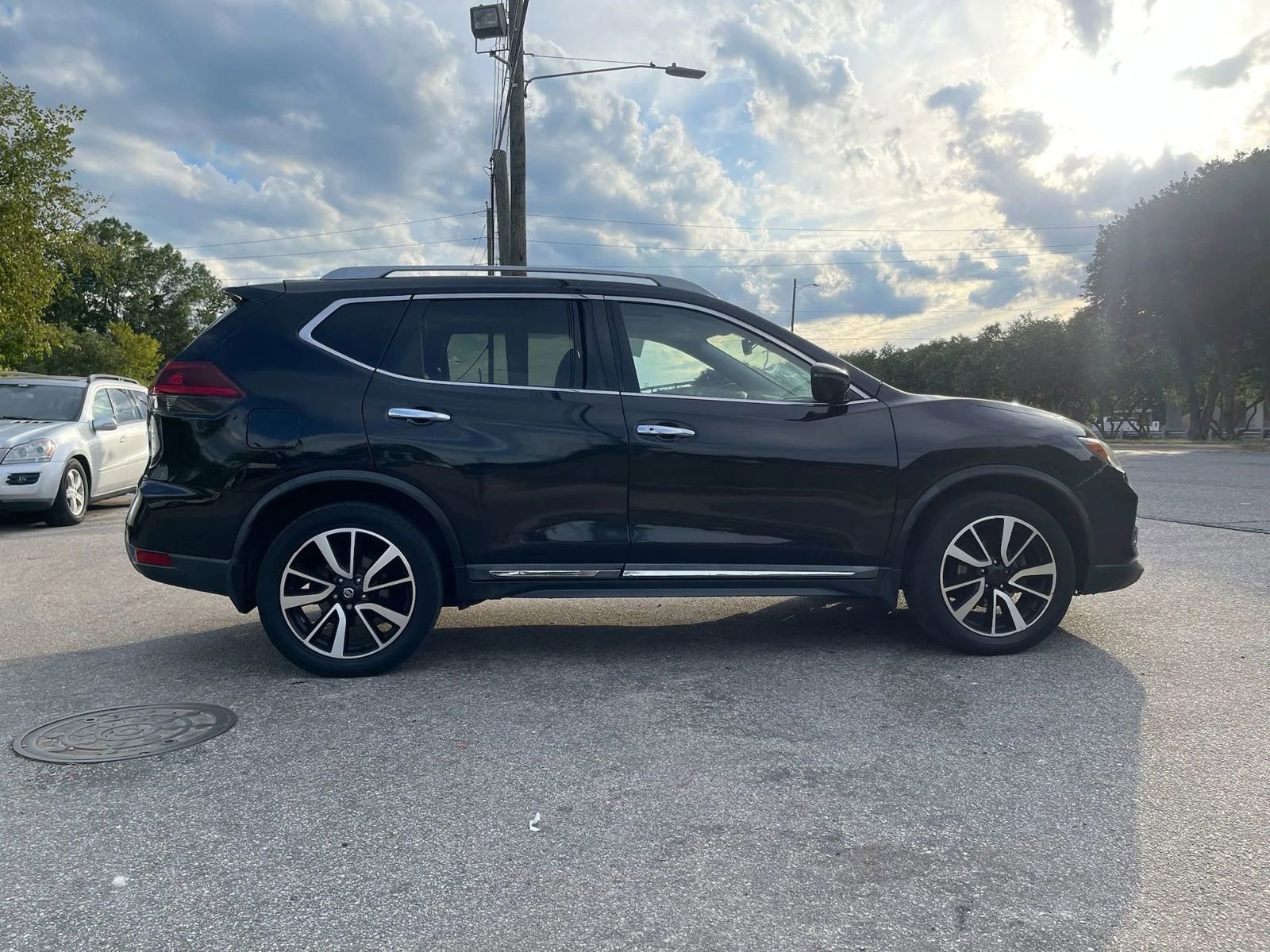 Used 2019 Nissan Rogue Sport S FWD image 35