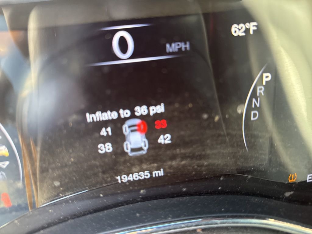 Used 2021 Jeep Grand Cherokee Laredo image 5