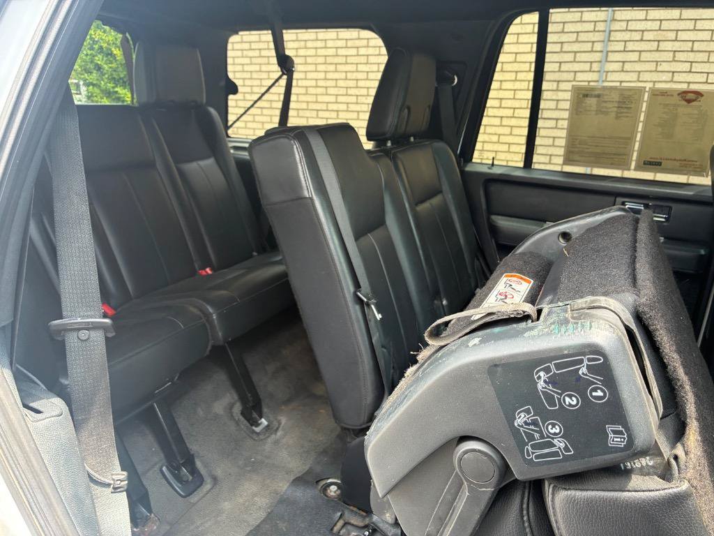 Used 2016 Ford Expedition XL AWD/4WD image 17