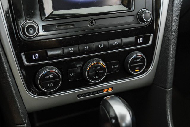 Used 2016 Volkswagen Passat 1.8T S w/ Lighting Package (P06) image 22