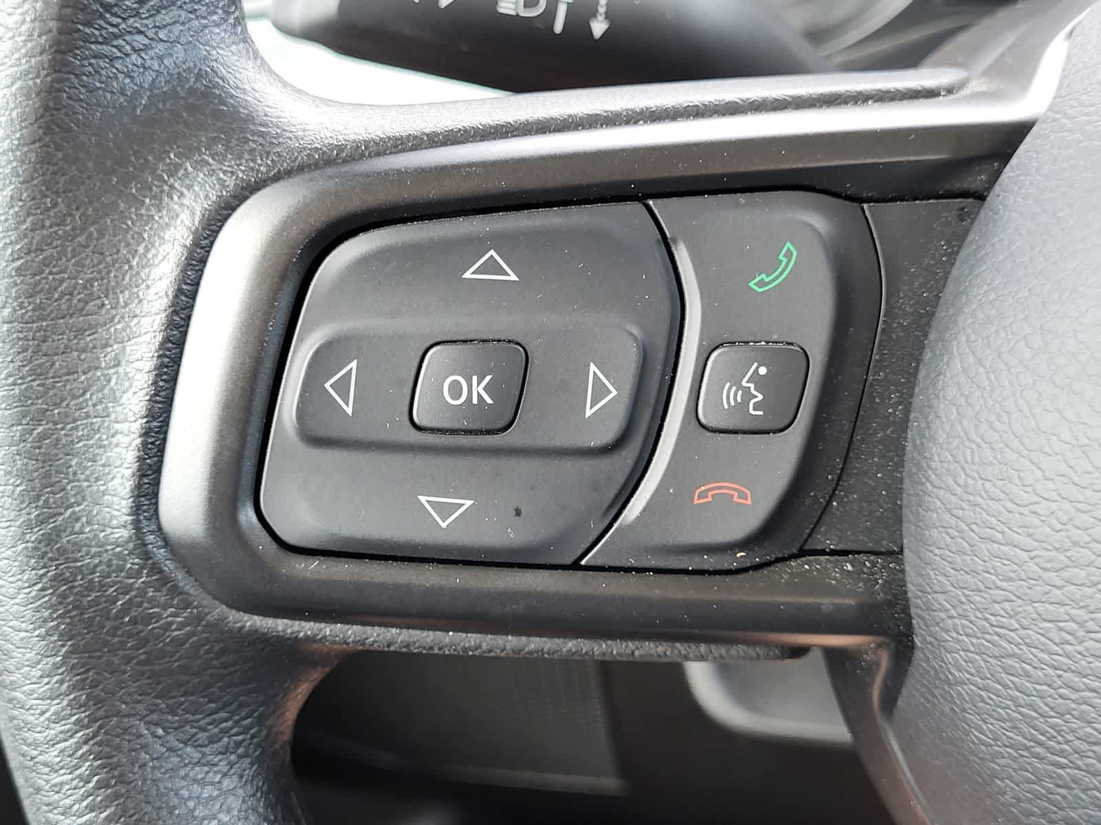Used 2025 Jeep Gladiator Sport AWD/4WD image 16