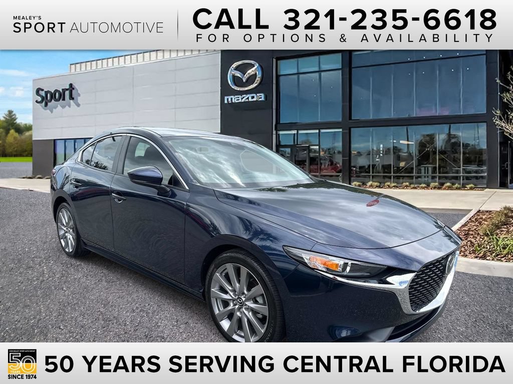 Used 2021 MAZDA MAZDA3 s FWD image 1