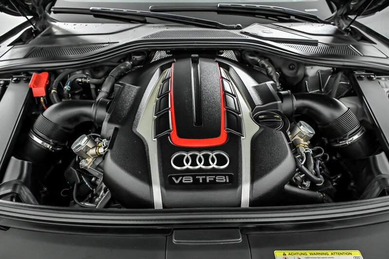 Used 2016 Audi S8 AWD/4WD image 12
