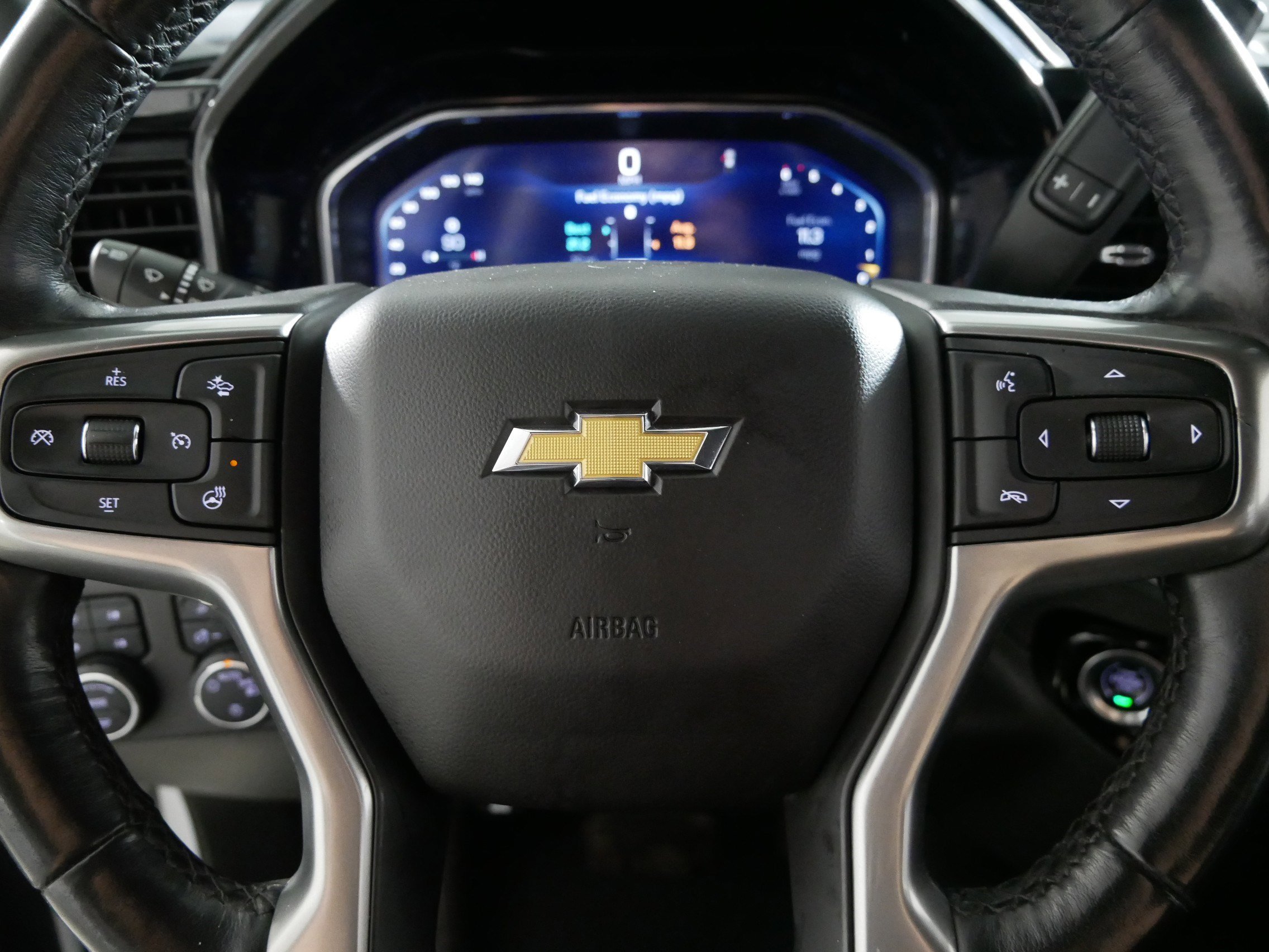 Used 2022 Chevrolet Silverado 1500 LT w/ Z71 Off-Road Package image 25