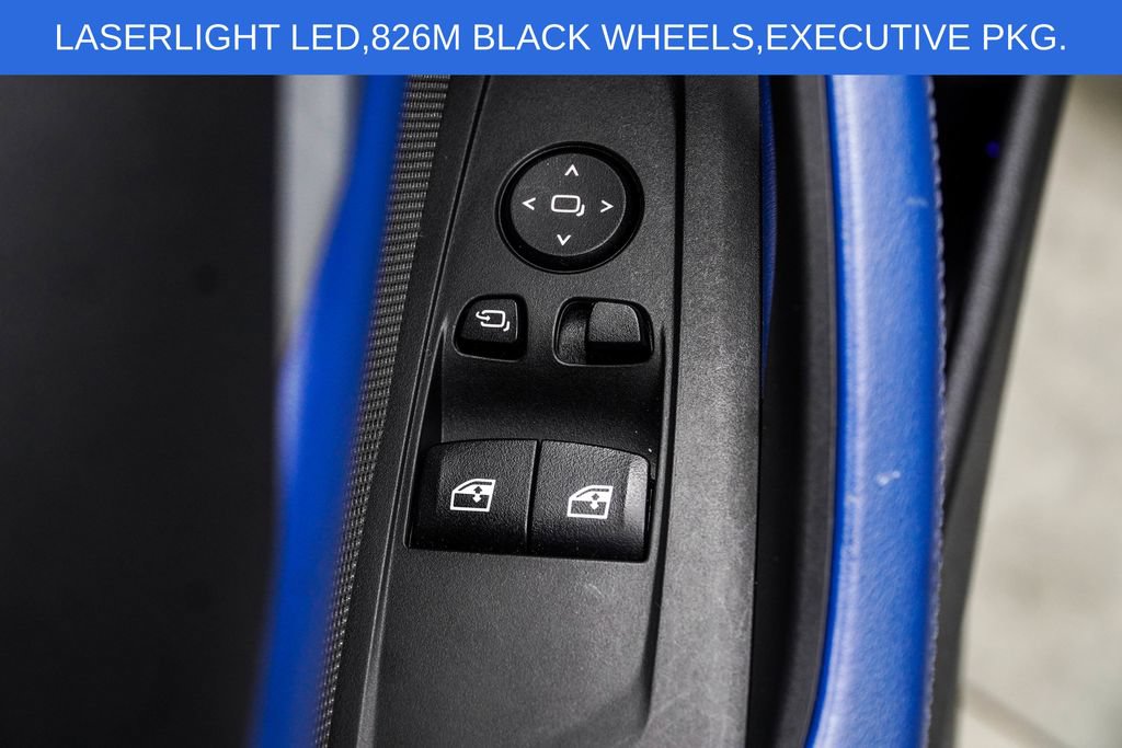 Used 2022 BMW M4 Coupe w/ Executive Package RWD image 48