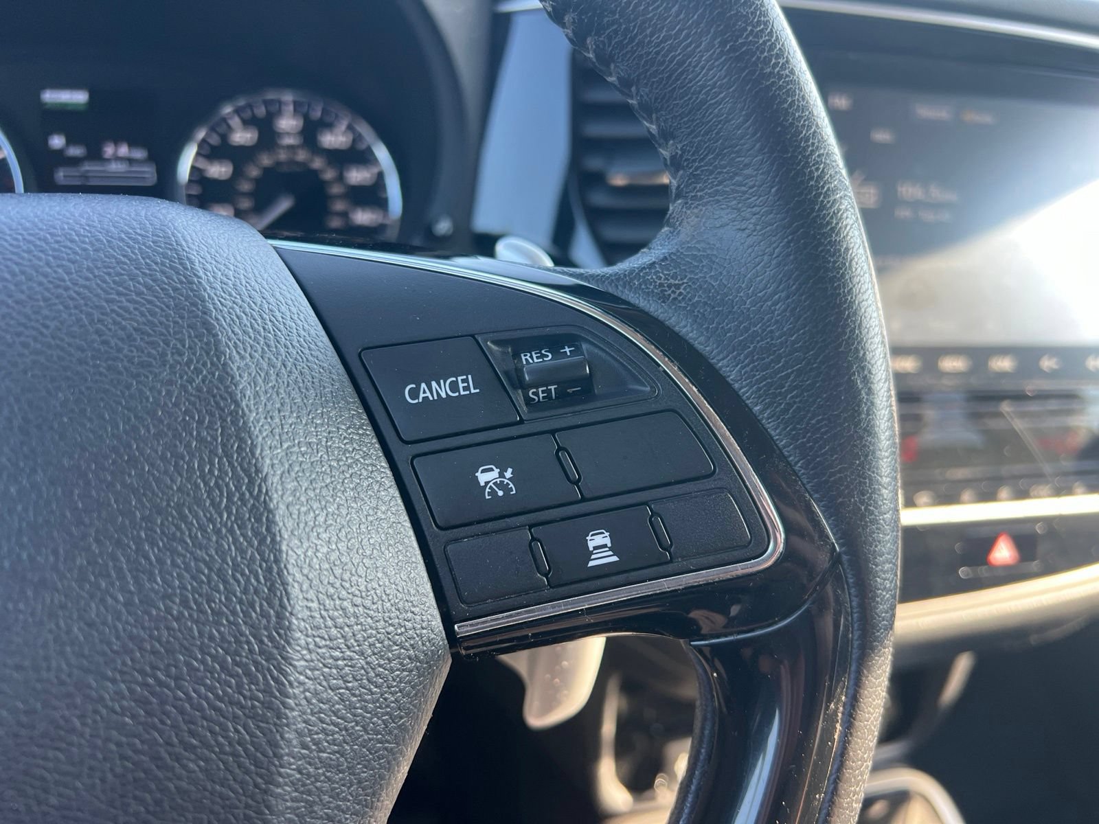 Used 2020 Mitsubishi Outlander GT AWD/4WD image 15