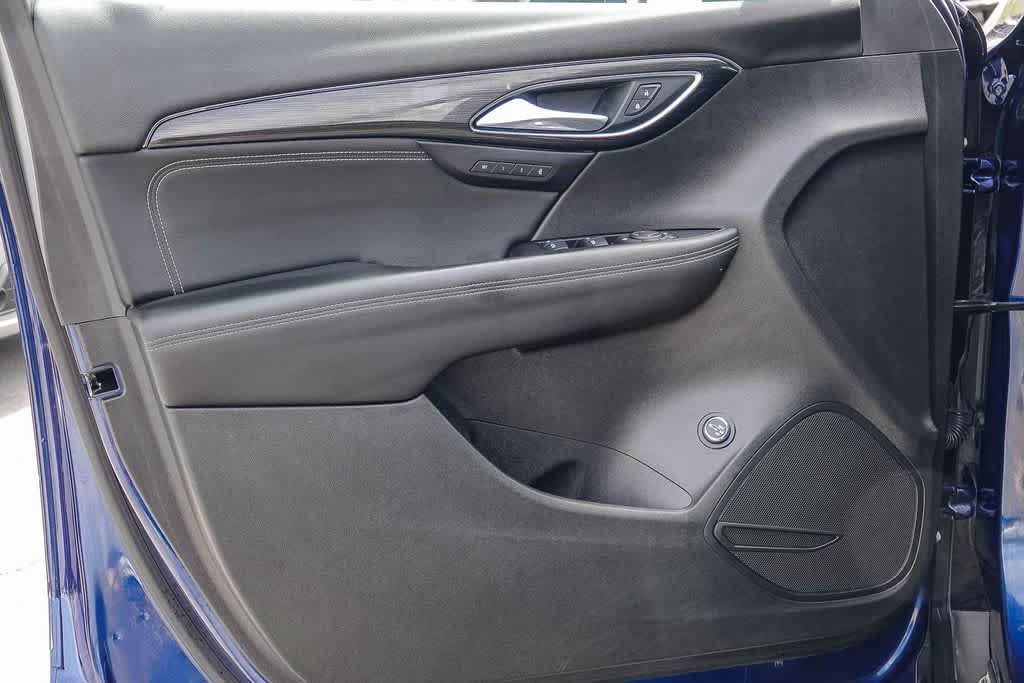 Used 2023 Buick Envision Essence AWD/4WD image 19