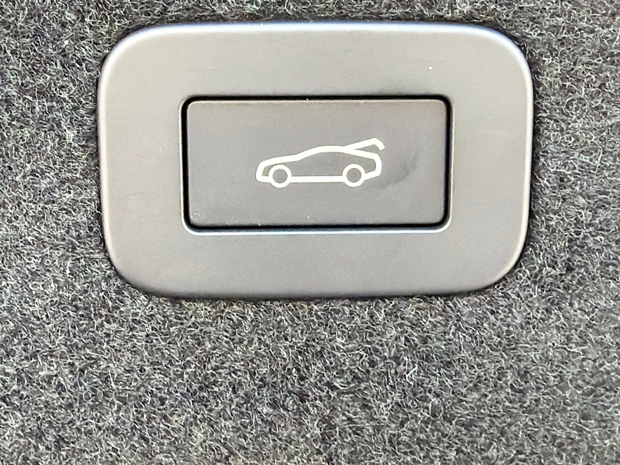 New 2024 Jaguar XF R-Dynamic SE image 14