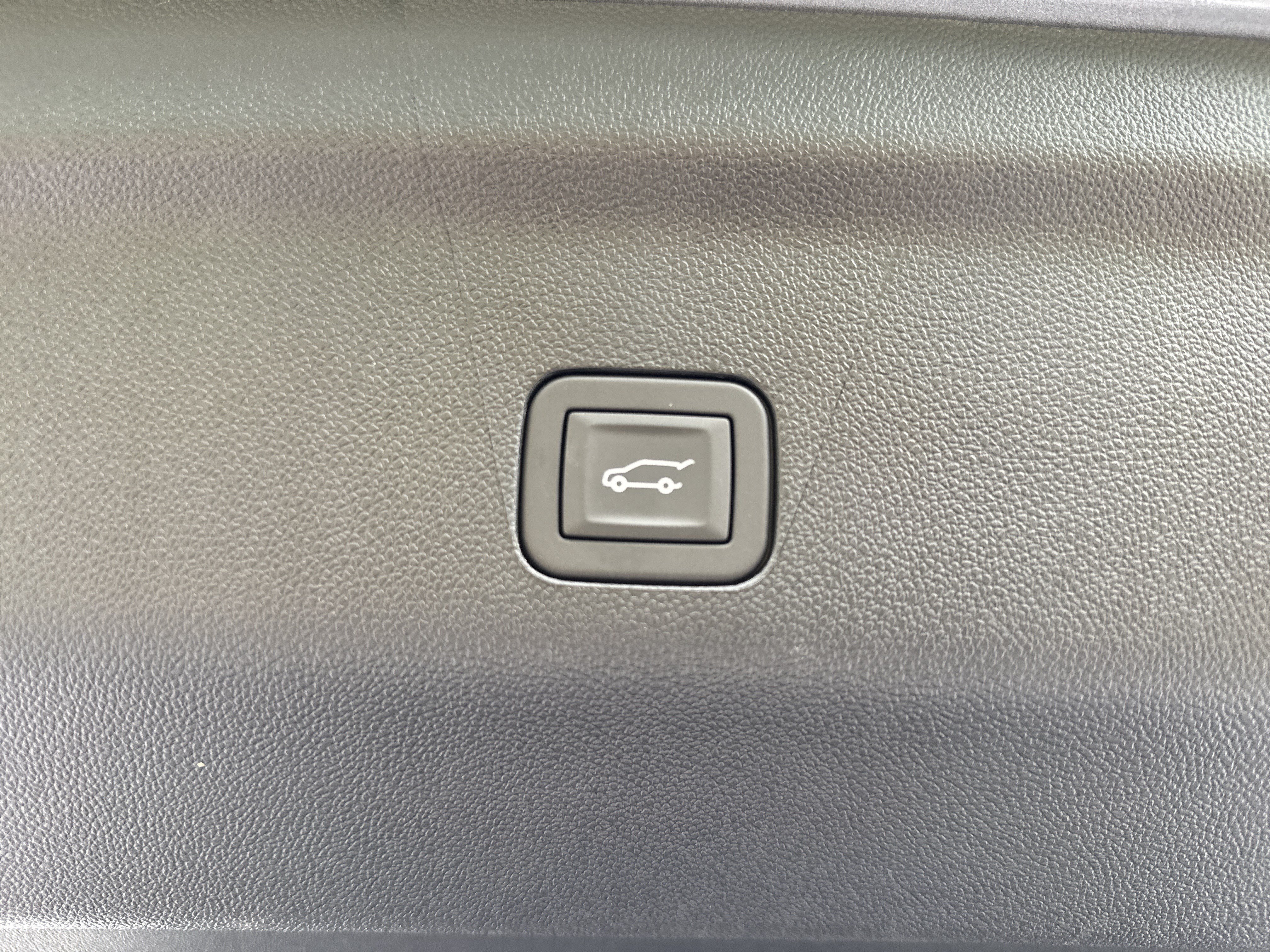 New 2026 GMC Yukon Elevation AWD/4WD image 37