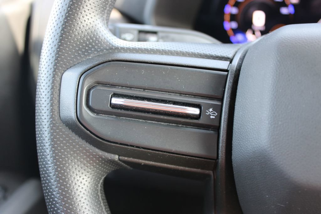 Used 2024 Chevrolet Colorado W/T image 33