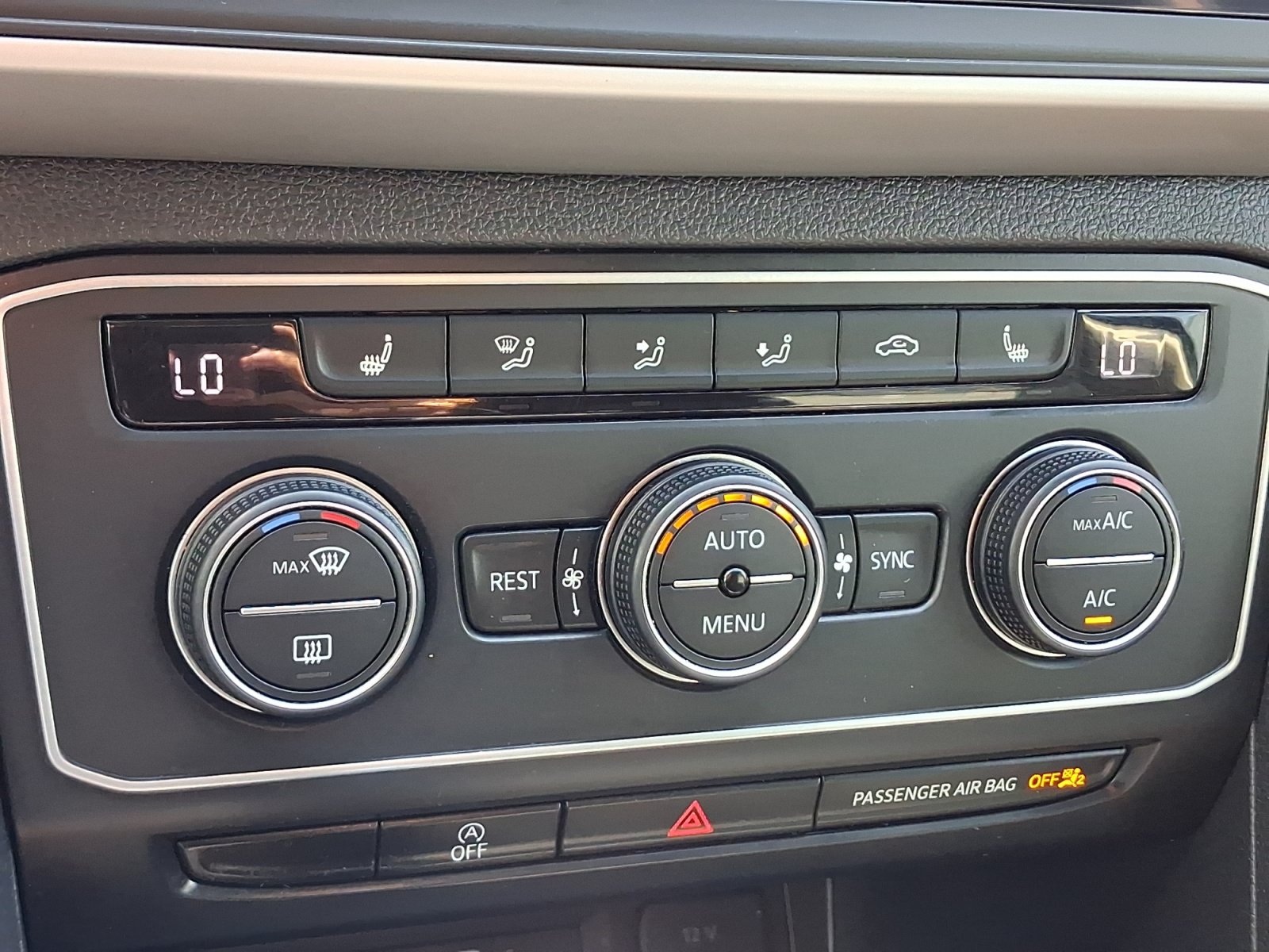 Used 2021 Volkswagen Atlas SE AWD/4WD image 17