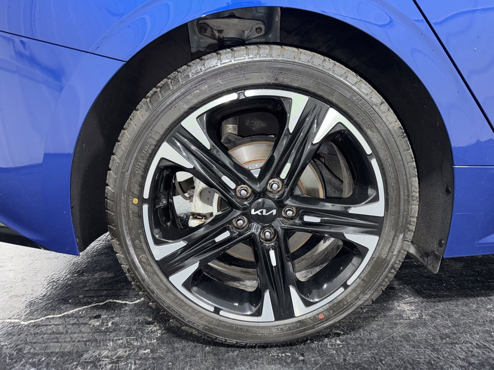 Used 2023 Kia K5 GT-Line AWD/4WD image 8