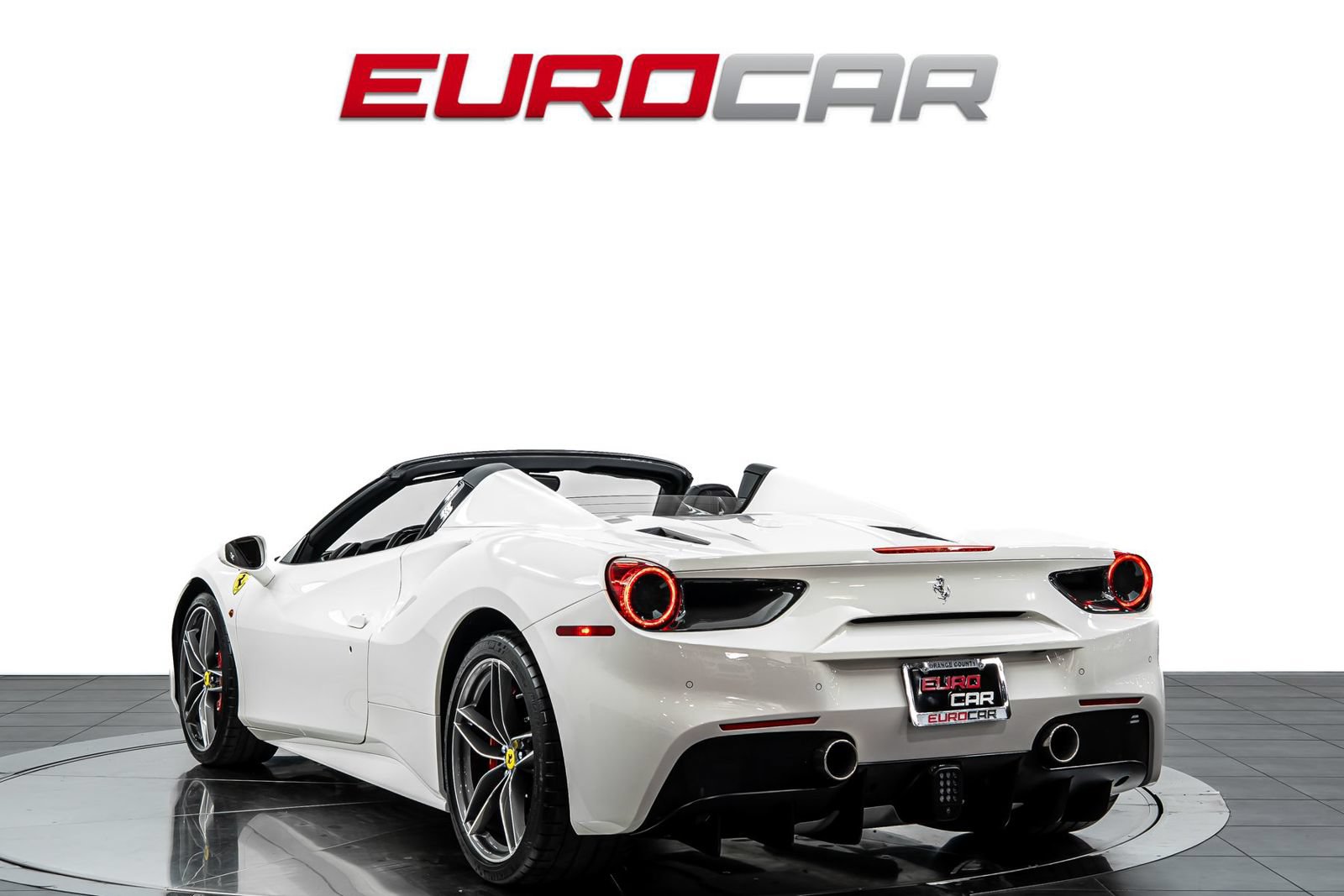 Used 2019 Ferrari 488 Spider RWD image 4