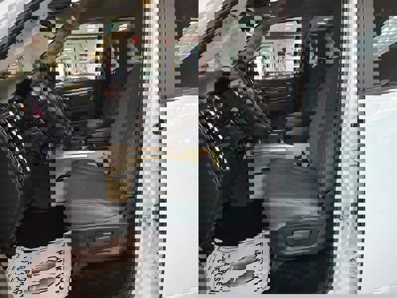 Used 2016 RAM 1500 Classic SLT w/ Trailer & Traction Group image 10