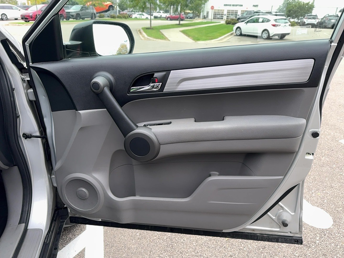 Used 2010 Honda CR-V LX image 20