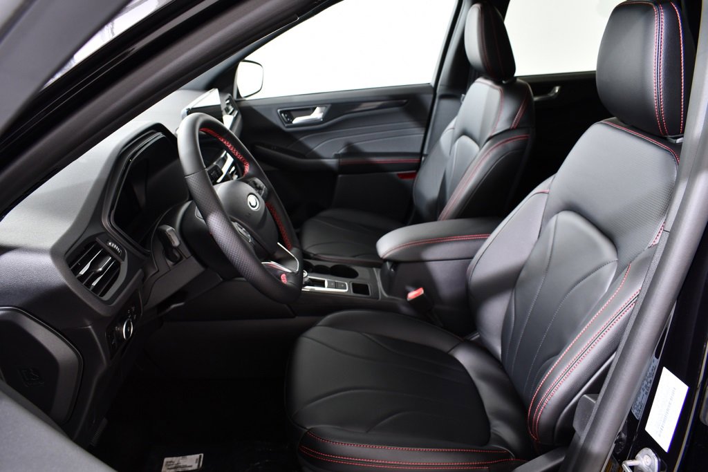 New 2025 Ford Escape ST-Line Elite w/ Premium Technology Package image 6