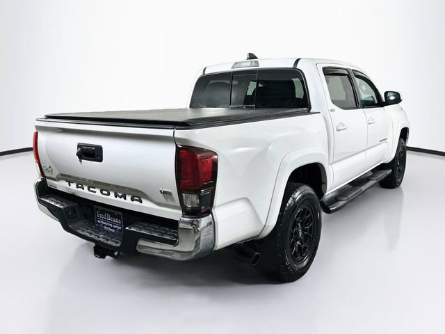 Used 2020 Toyota Tacoma SR5 AWD/4WD image 9