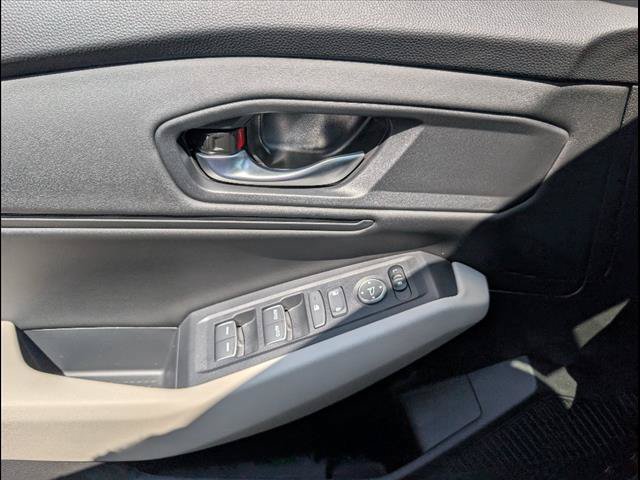 Certified 2025 Honda Accord SE image 16