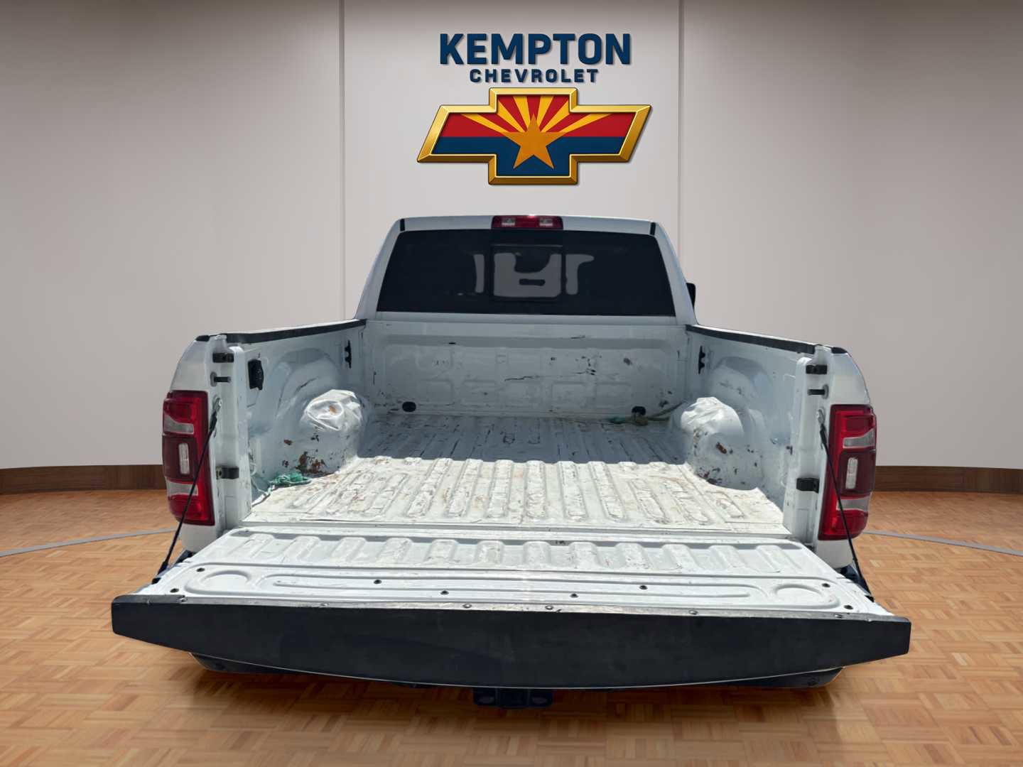 Used 2024 RAM 2500 Laramie w/ Safety Group AWD/4WD image 19
