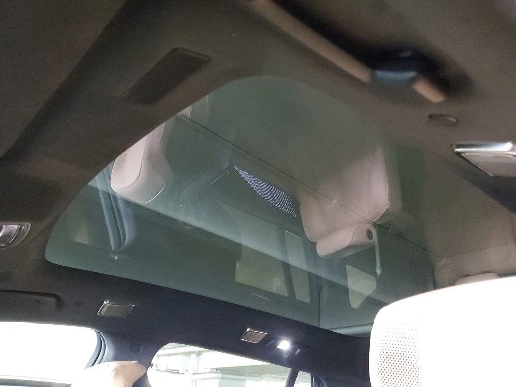 New 2026 Cadillac Escalade IQ Luxury 2 image 18