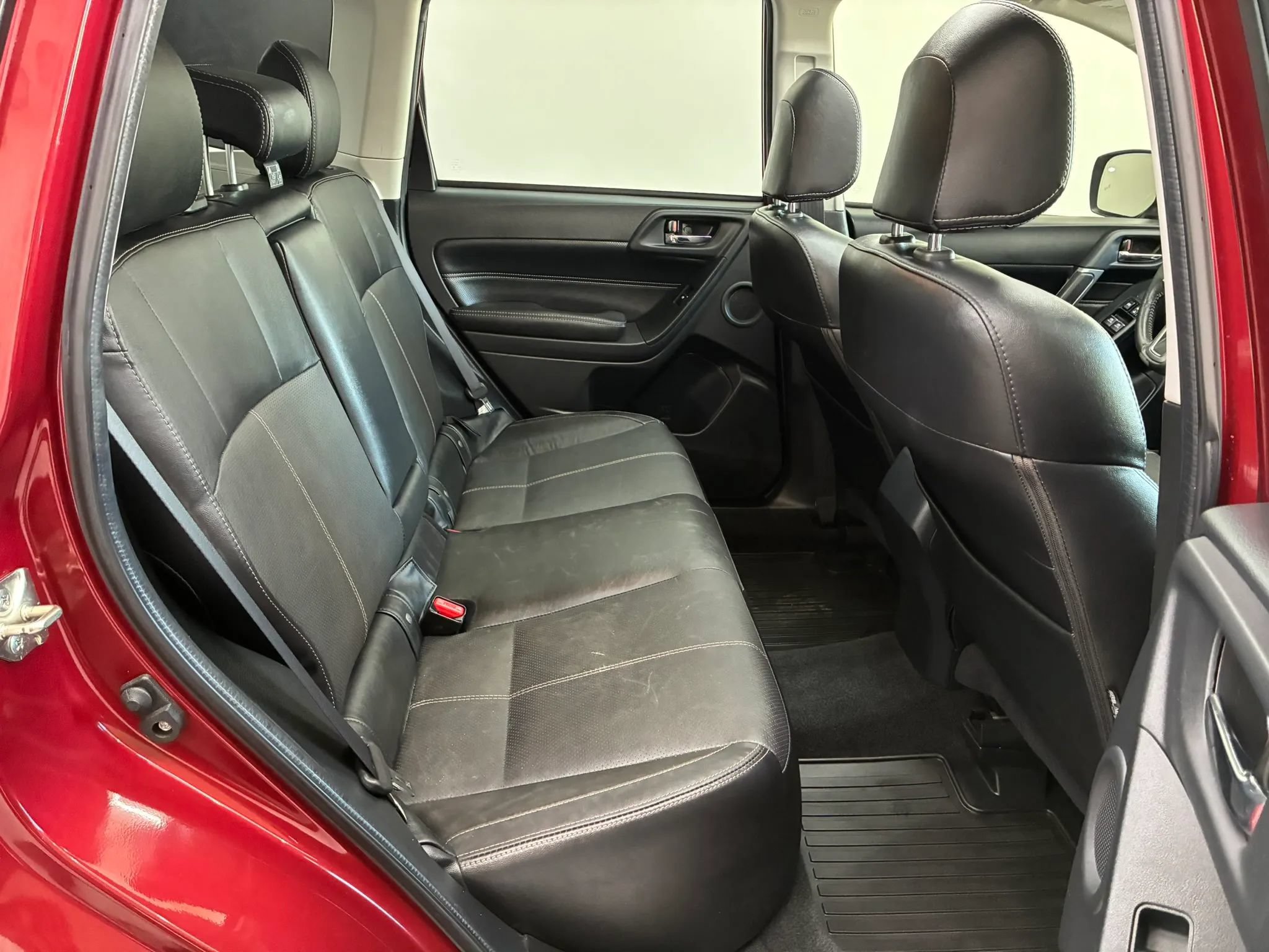 Used 2017 Subaru Forester 2.5i Touring AWD/4WD image 21