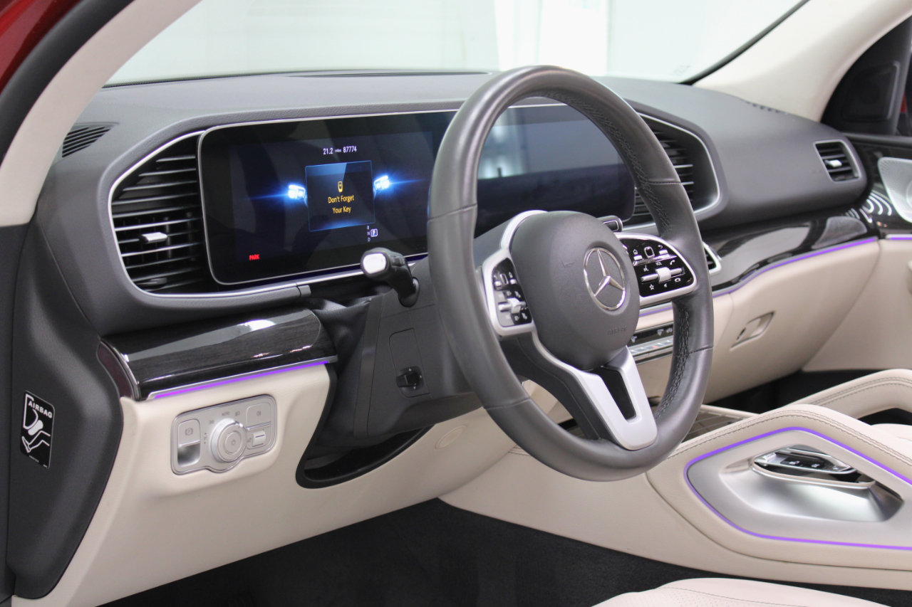 Used 2020 Mercedes-Benz GLE 350 w/ Premium Package image 32