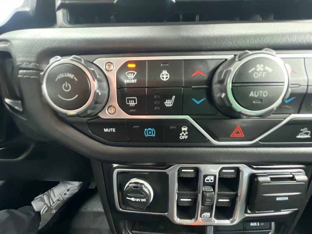 Used 2025 Jeep Wrangler Backcountry 4xe AWD/4WD image 56