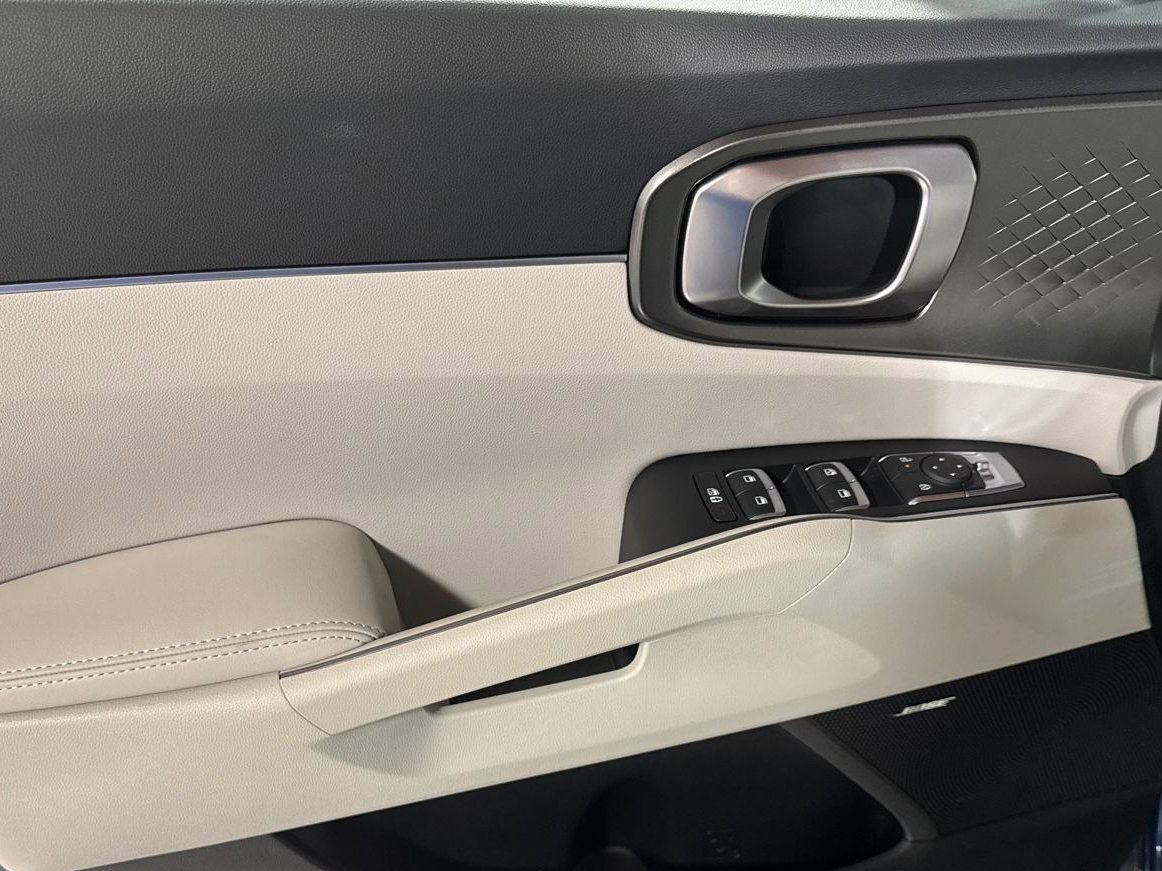 New 2026 Kia Sorento EX AWD/4WD image 22