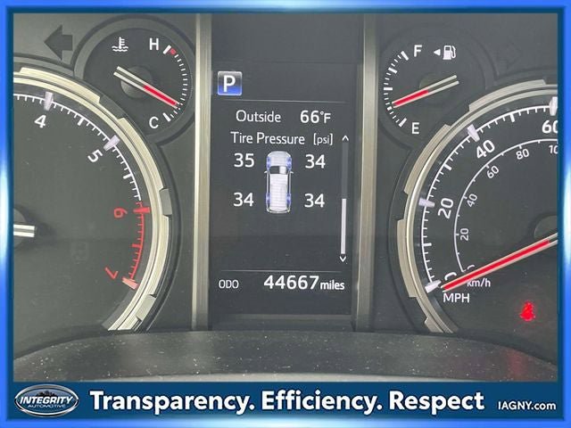 Used 2023 Toyota 4Runner TRD Off-Road Premium w/ Moonroof Package AWD/4WD image 27