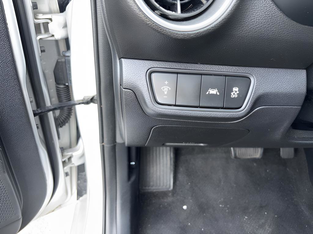 Used 2020 Kia Forte LXS image 15