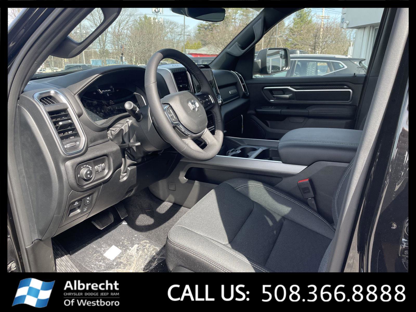 New 2026 RAM 1500 Big Horn AWD/4WD image 9