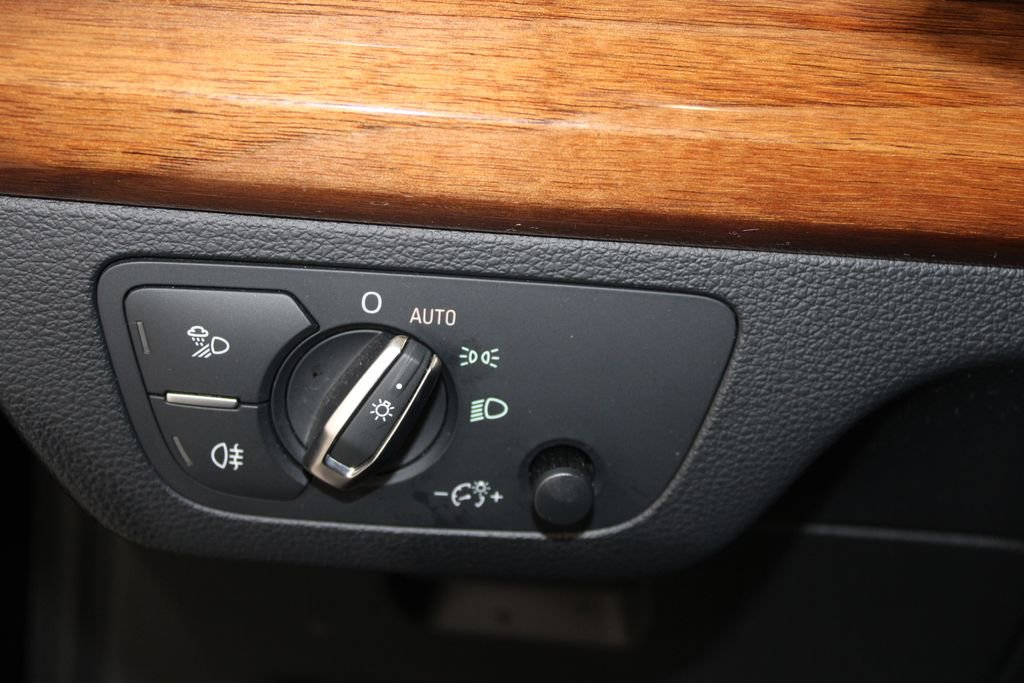 Used 2023 Audi Q5 2.0T Premium Plus image 43