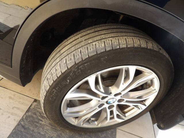 Used 2017 BMW X1 xDrive28i AWD/4WD image 9