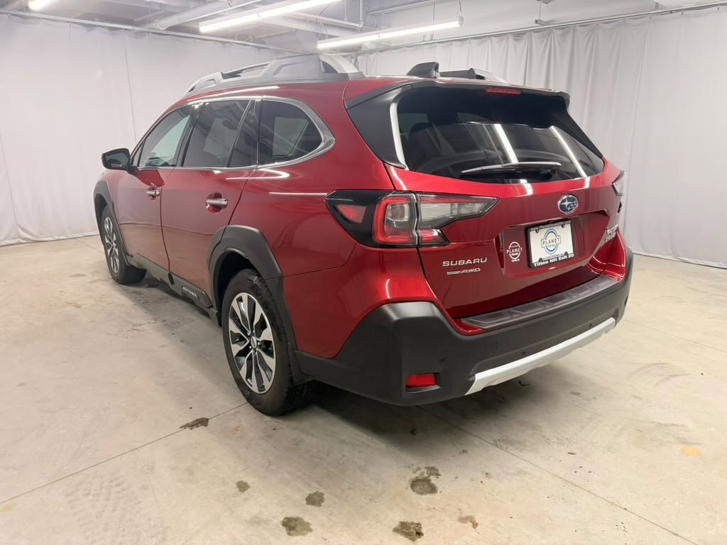Used 2024 Subaru Outback Touring XT AWD/4WD image 7