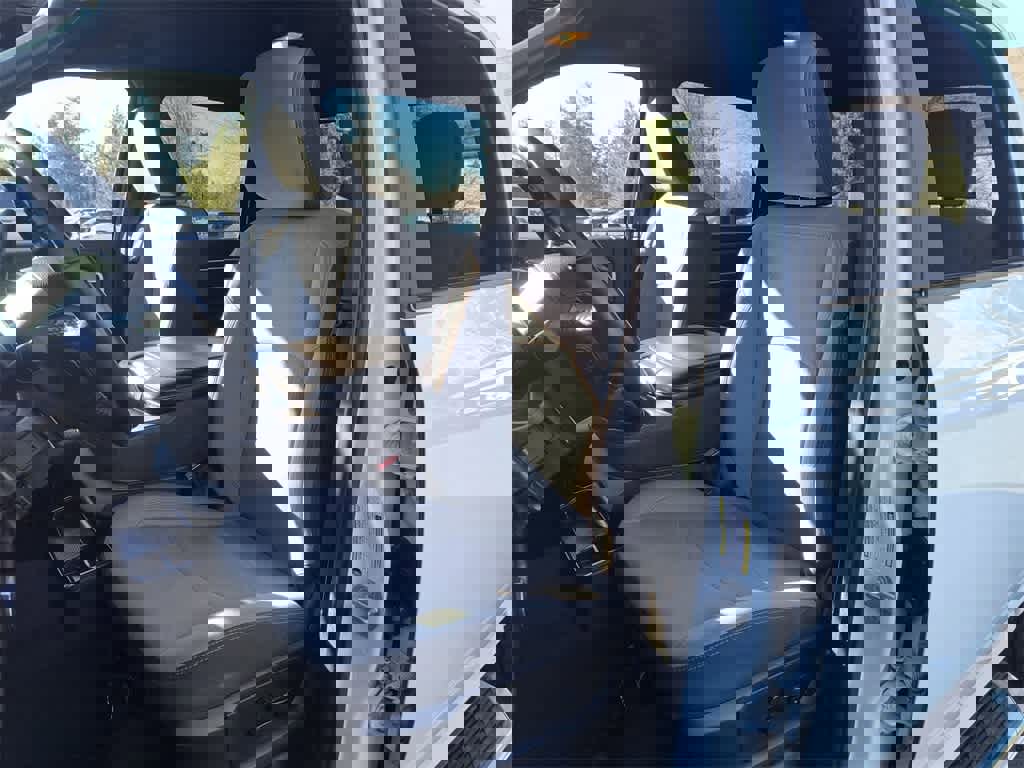 Used 2024 RAM 2500 Big Horn image 11