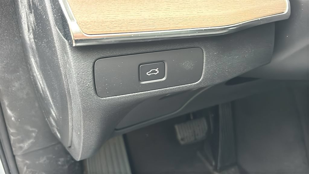 New 2026 Volvo XC90 B5 Core AWD/4WD image 14