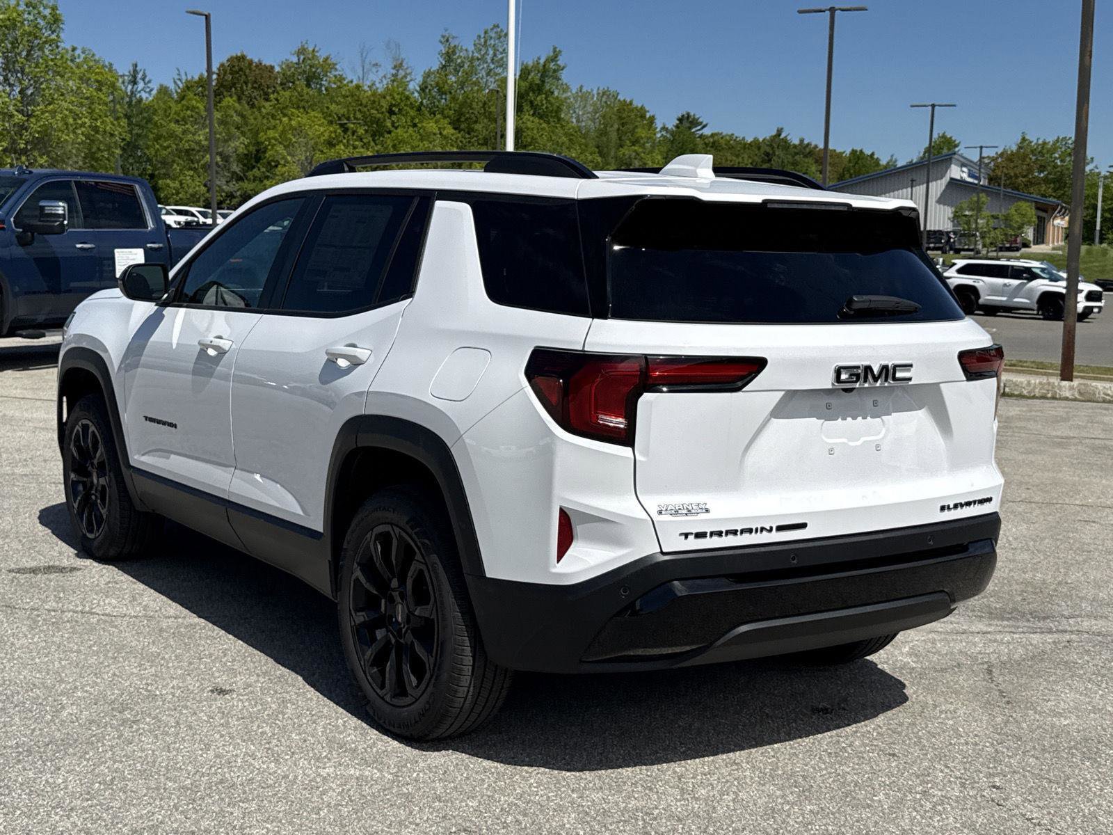 New 2026 GMC Terrain Elevation w/ Elevation Premium Package AWD/4WD image 13