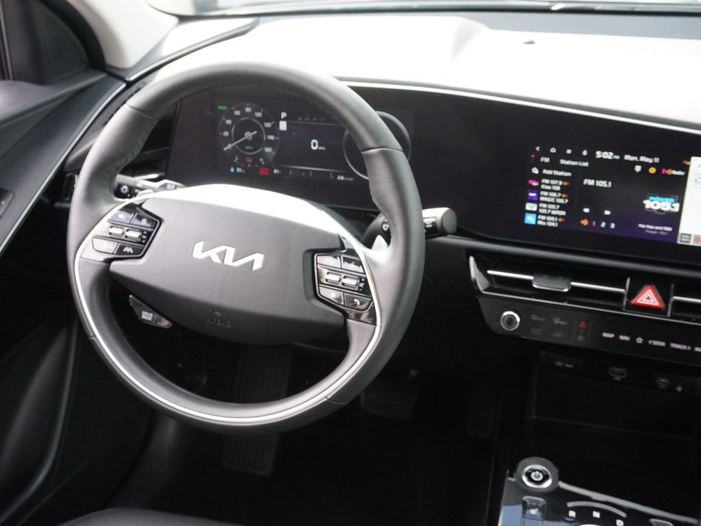 Used 2025 Kia Niro Wind w/ Wind Preserve Package FWD image 24