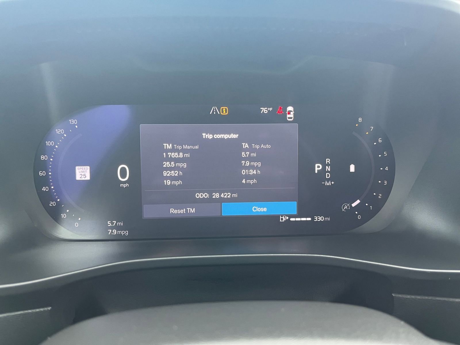 Used 2024 Volvo XC40 B5 Core AWD/4WD image 42