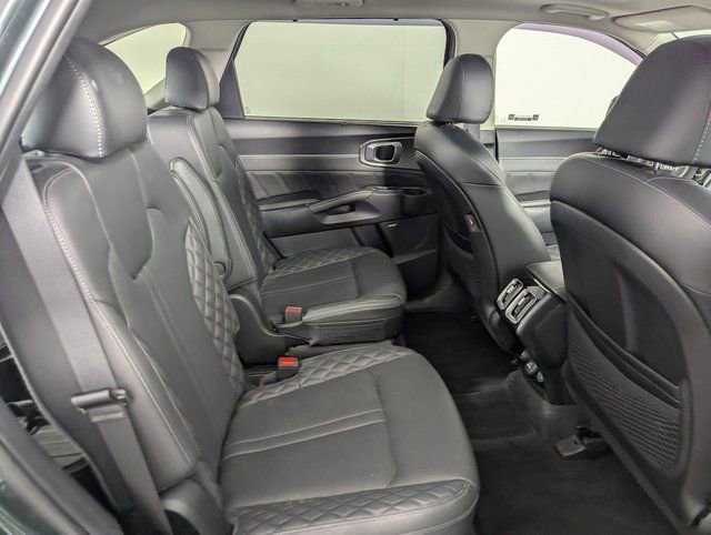 Used 2023 Kia Sorento SX AWD/4WD image 19