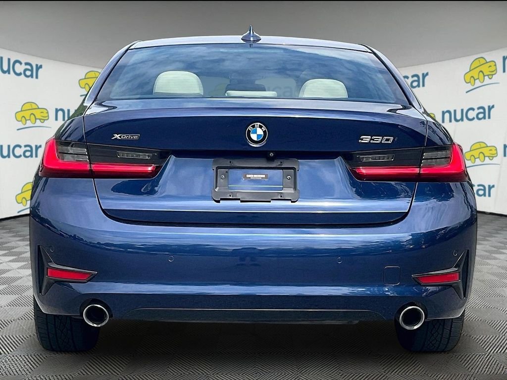 Used 2019 BMW 330i xDrive Sedan w/ Premium Package AWD/4WD image 5
