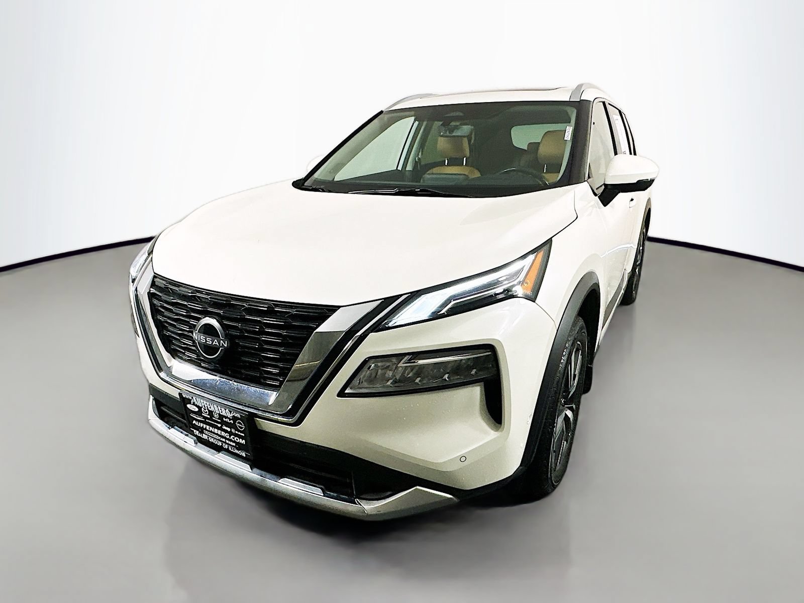Certified 2023 Nissan Rogue Platinum w/ Platinum Premium Package AWD/4WD image 3