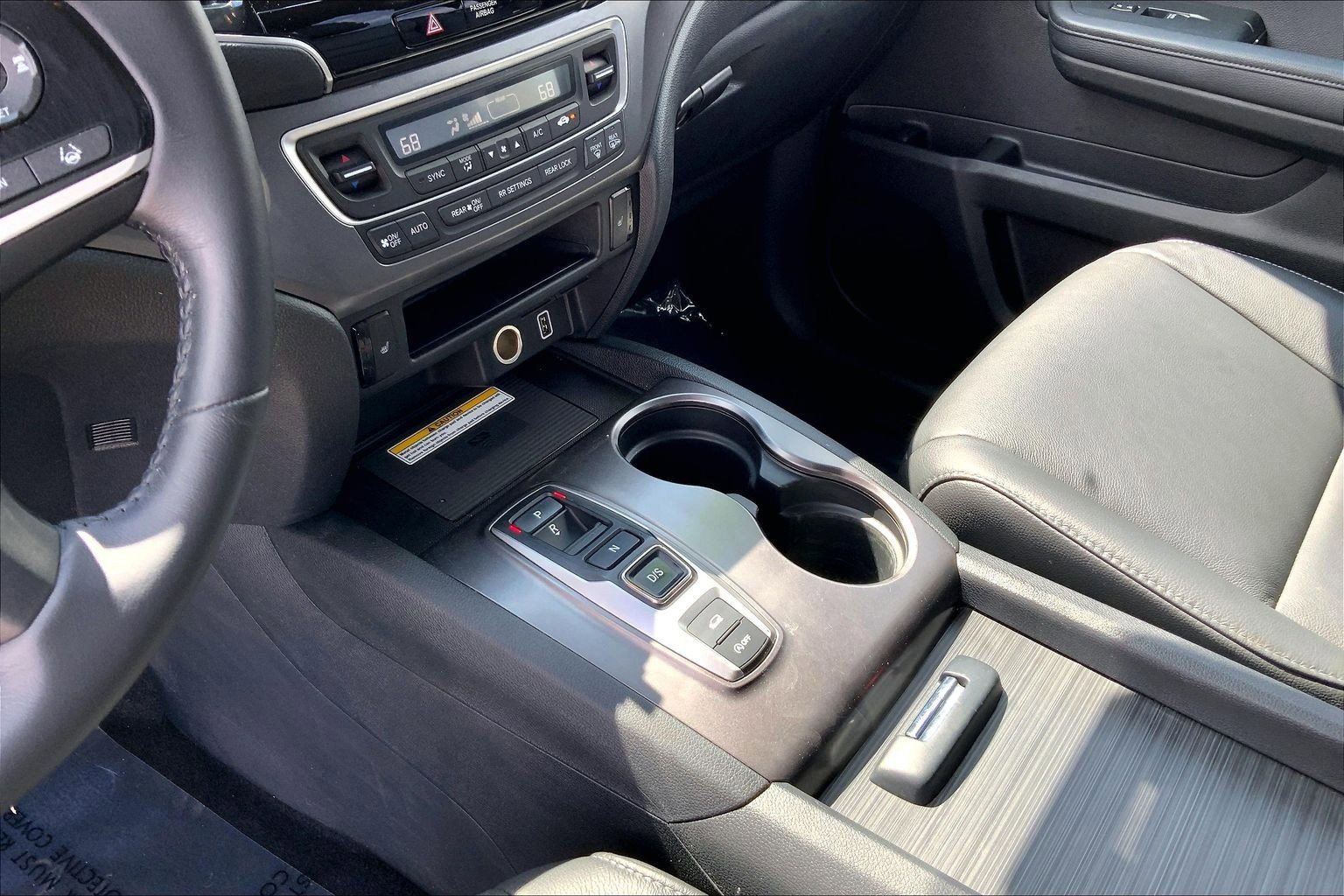 Used 2022 Honda Pilot Special Edition image 16