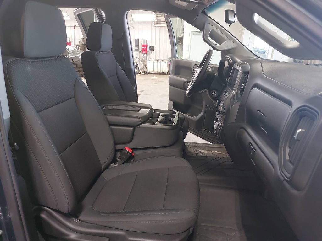 Used 2021 Chevrolet Silverado 1500 Custom w/ LPO, Dark Essentials Package AWD/4WD image 10