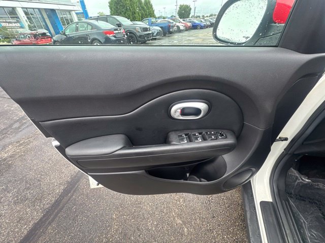 Used 2017 Kia Soul + w/ Designer's Package FWD image 10