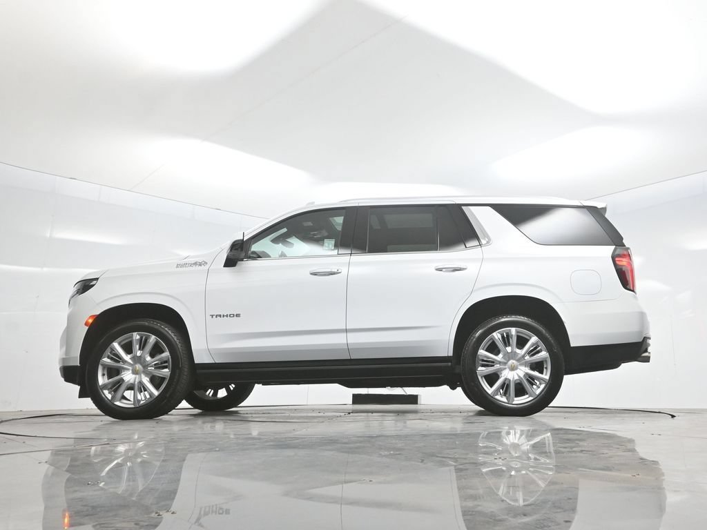 Used 2022 Chevrolet Tahoe High Country w/ Premium Package 2 AWD/4WD image 70