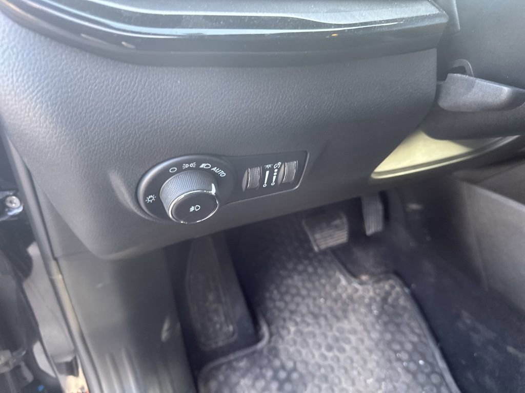 Used 2024 Jeep Compass Trailhawk w/ Trailhawk Convenience Group image 20