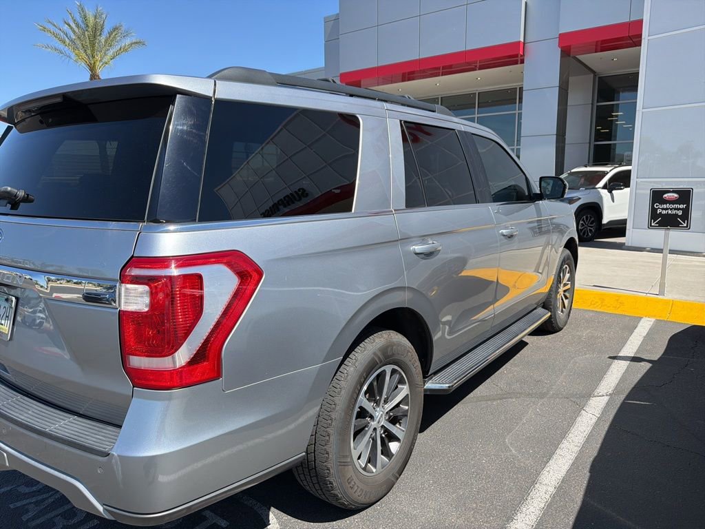 Used 2020 Ford Expedition XLT w/ Equipment Group 202A image 5